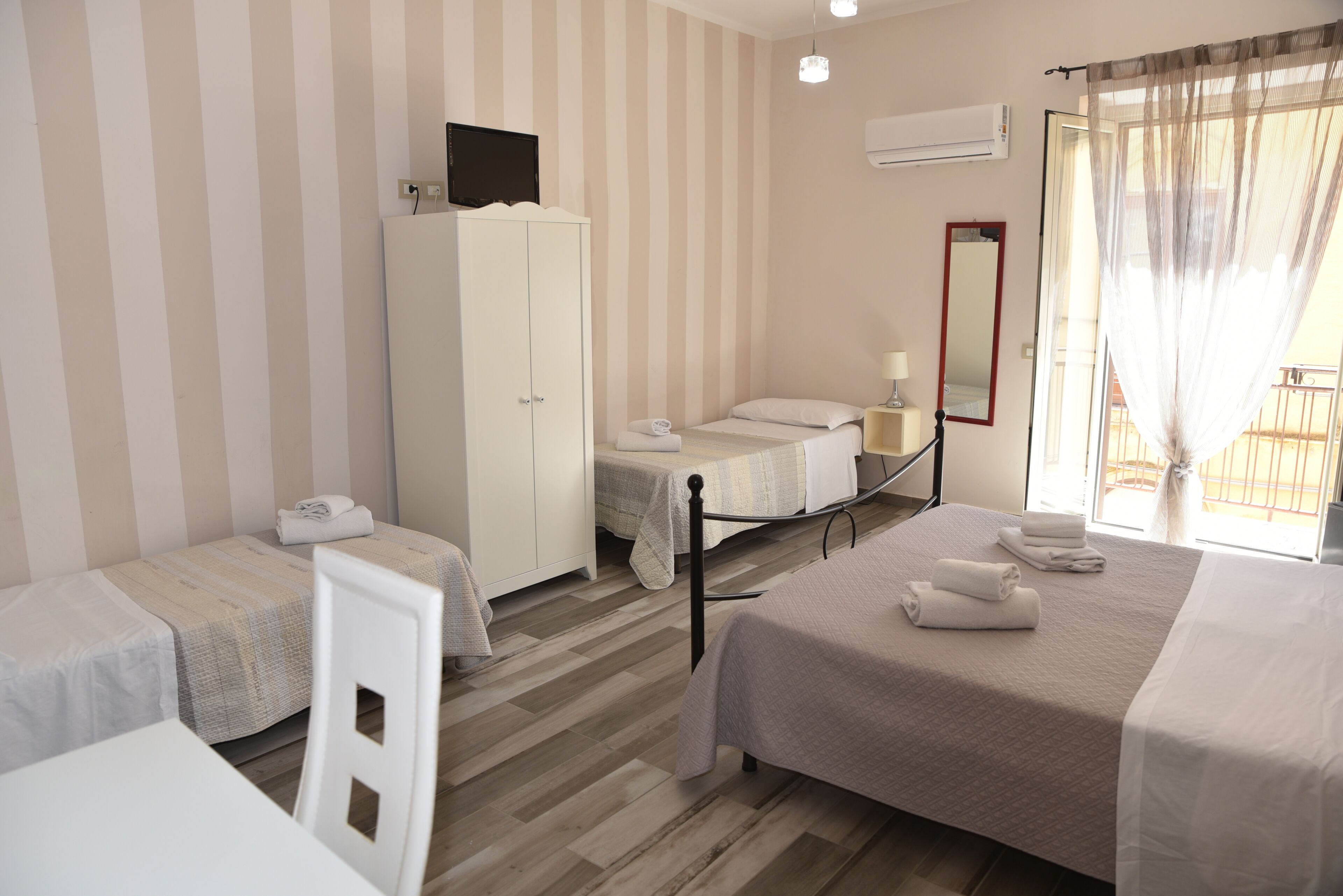 Quadruple Room, Balcony, Courtyard View | Free WiFi