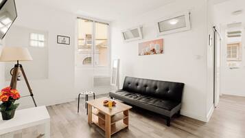 Apartment | Living area