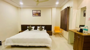 Free WiFi - Maa Kripa Hotel (Ujjain)