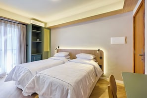 Chambre Supérieure avec lits jumeaux, vue cour intérieure | Rideaux occultants, Wi-Fi gratuit