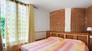 1 dormitori, wifi i roba de llit 
