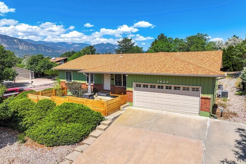 Suncrest Rise! Family Escape Near Fort Carson