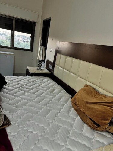 Beautiful 4-bedroom bed & breakfast in charming الكرك