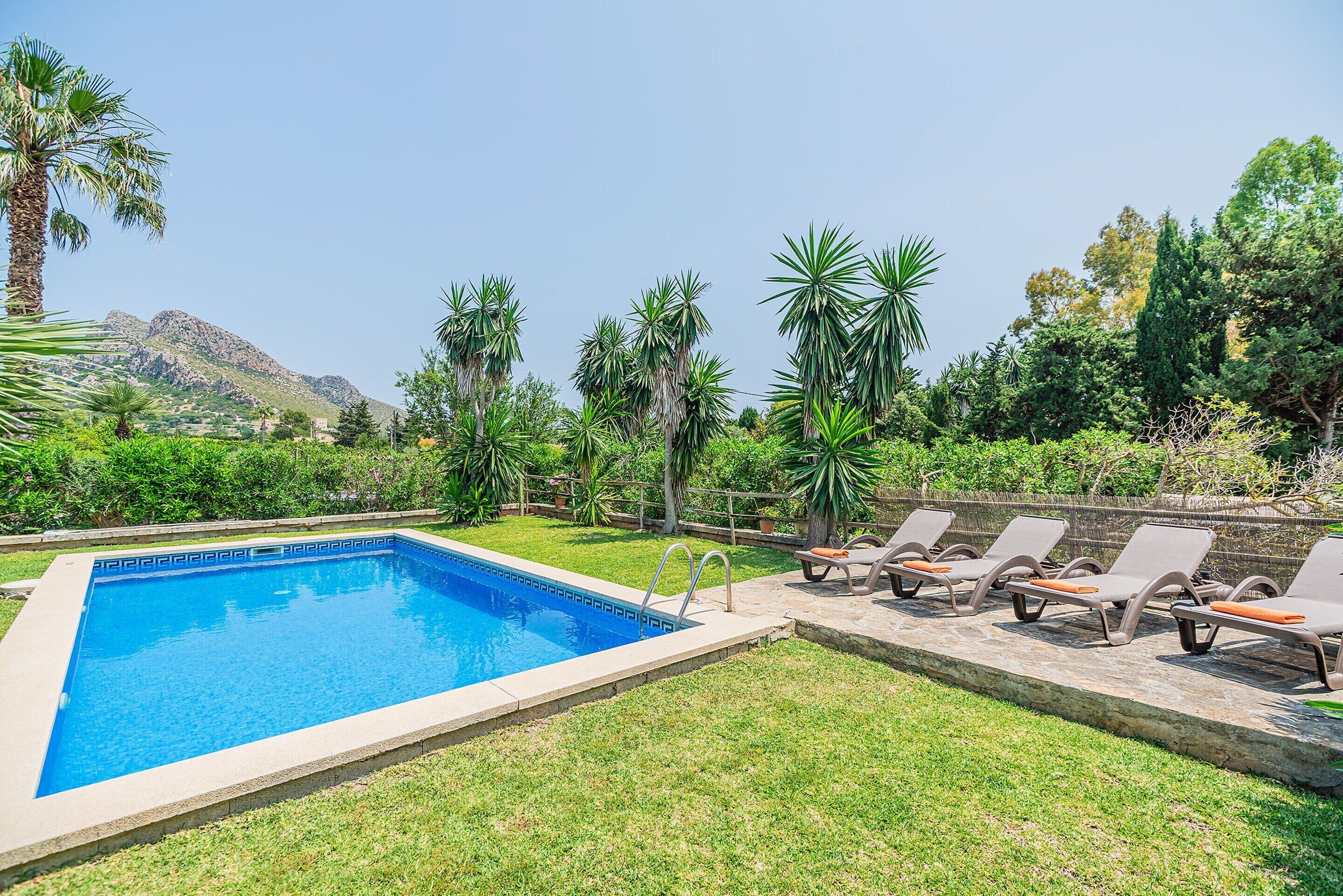 Villa | Pool | Indoor pool, outdoor pool