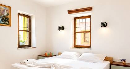 Your home away from home!
2 storey house in the heart of Korçë!