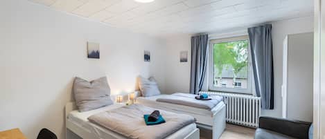 3 bedrooms, WiFi, bed sheets