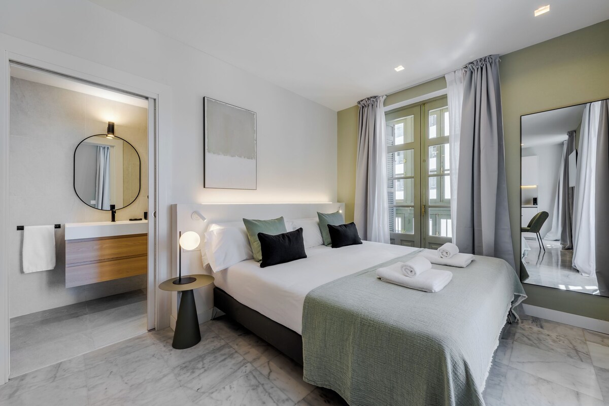 Studio | Hypoallergeen beddengoed, een kluis op de kamer, gratis babybedden