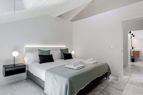 Olea Atarazanas Habitat Apartments - Malaga, Espagne