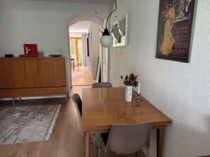 Dining - Vrbo Property (Allersberg)