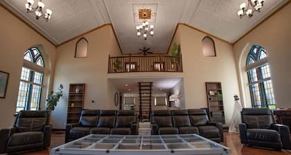 The Chapel Retreat with Hot Tub and Game Room