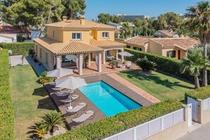 Exterior - Waterfront Port D'alcudia Villa for 8 (Alcúdia)