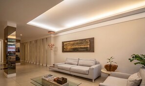 Lobby - Apt. in Condo. w/ Pool & City View Pst1111 (Florianópolis)