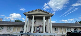 D-Lux budget Inn