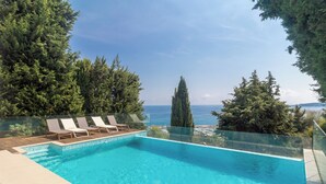 Unclassified image, 2 of 21, button - Luxury Villa Panoramic Sea Views Pool (Menton)