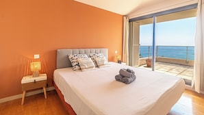 Unclassified image, 5 of 21, button - Luxury Villa Panoramic Sea Views Pool (Menton)