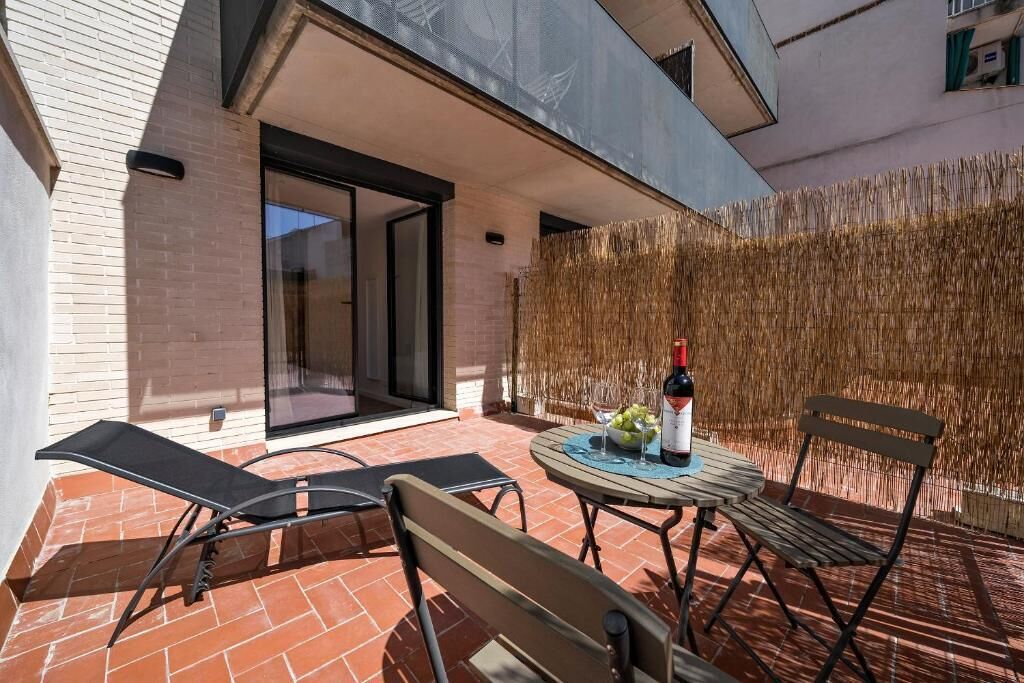 Apartment | Outdoor dining