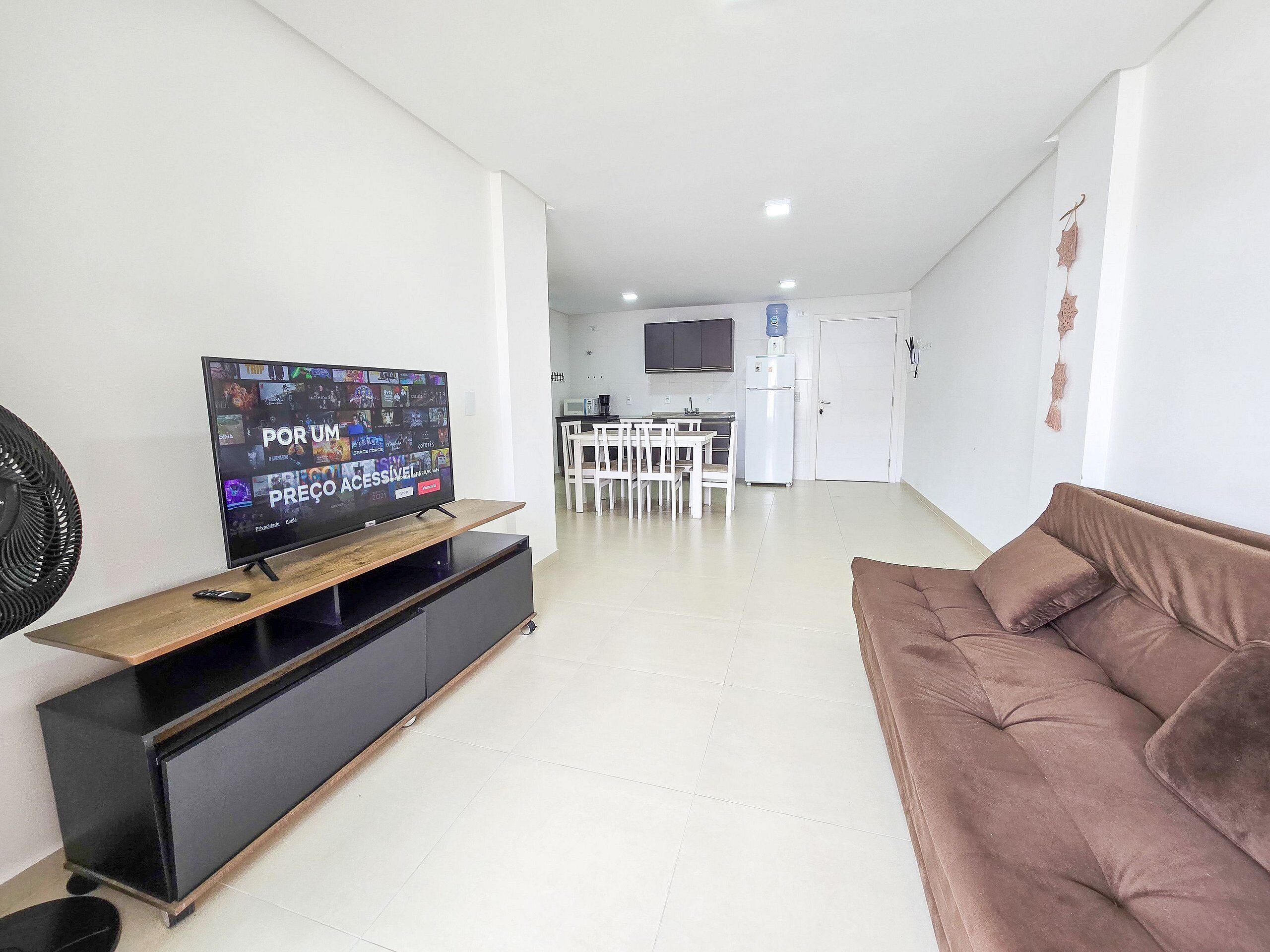Televisión LED 43 pulgadas con canales de televisión digitales