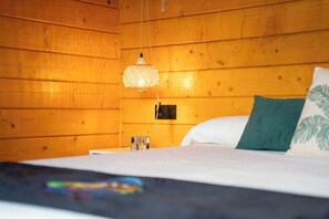 6 dormitorios, tabla de planchar con plancha, Internet y ropa de cama