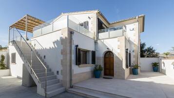 Chalet | Exterior