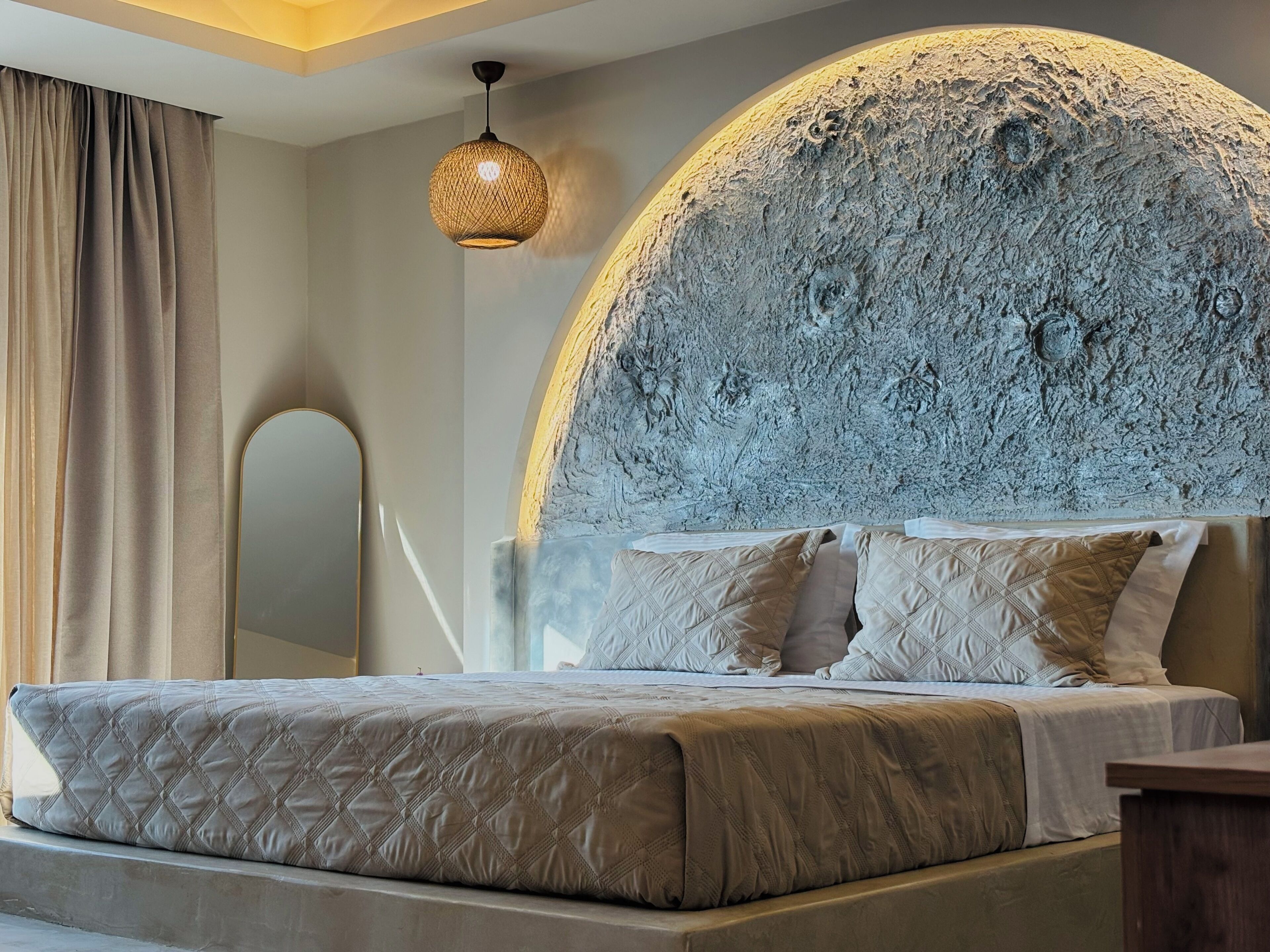 1 bedroom, internet, bed sheets