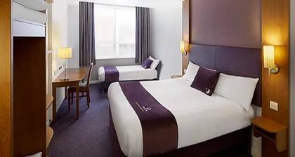 Premier Inn Sunbury