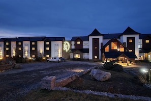 Exterior - Xelena Hotel and Suites (El Calafate)