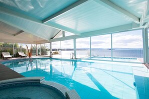 Una piscina techada