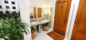 Bathroom - Villa Mayor (Fortaleza)
