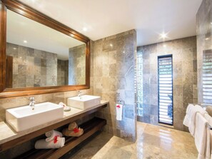 Bathroom - Te Manava Luxury Villas Spa (Rarotonga)