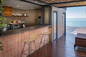 Bar (en la propiedad)