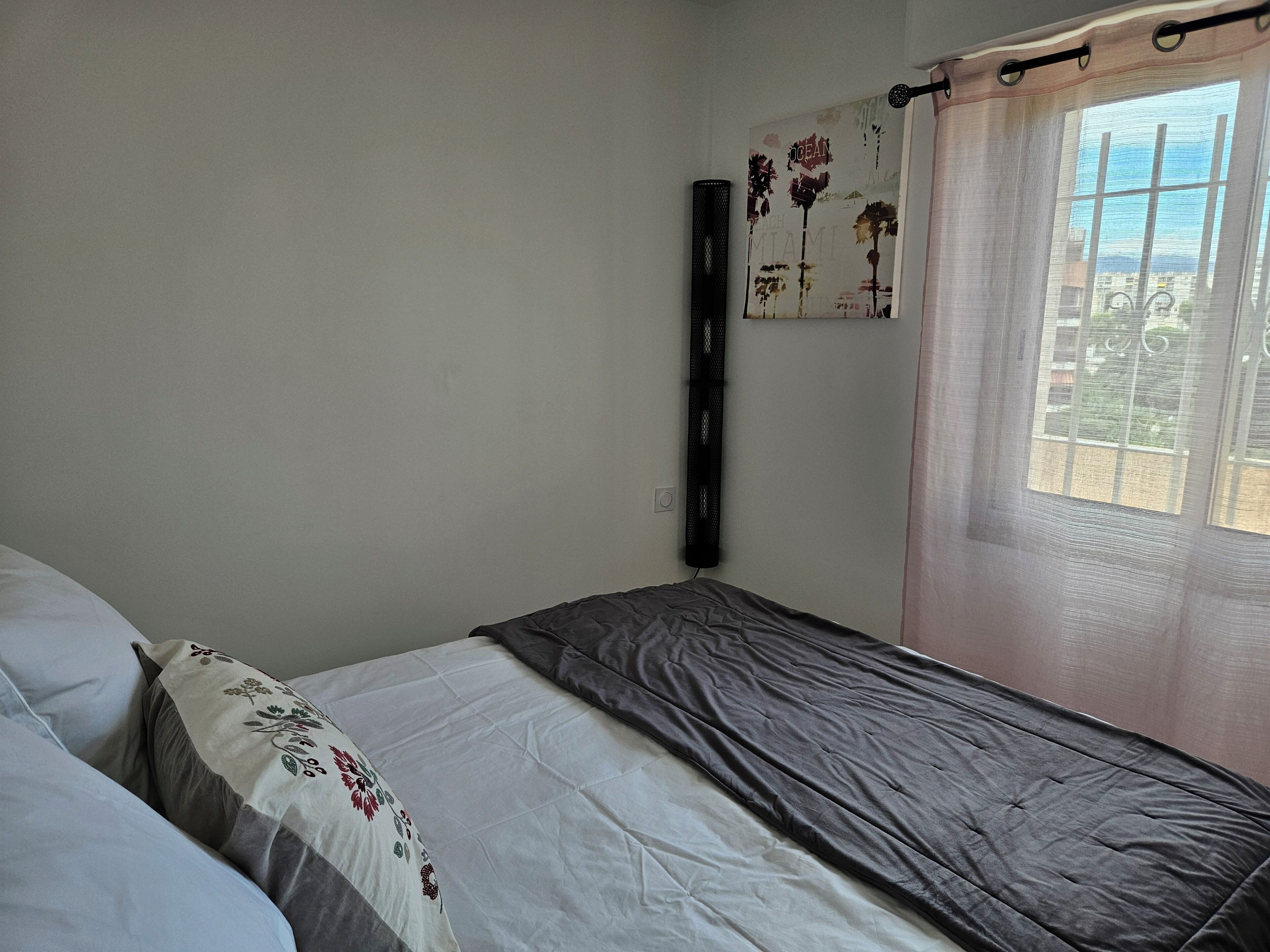 1 habitación y caja de seguridad en la habitación 