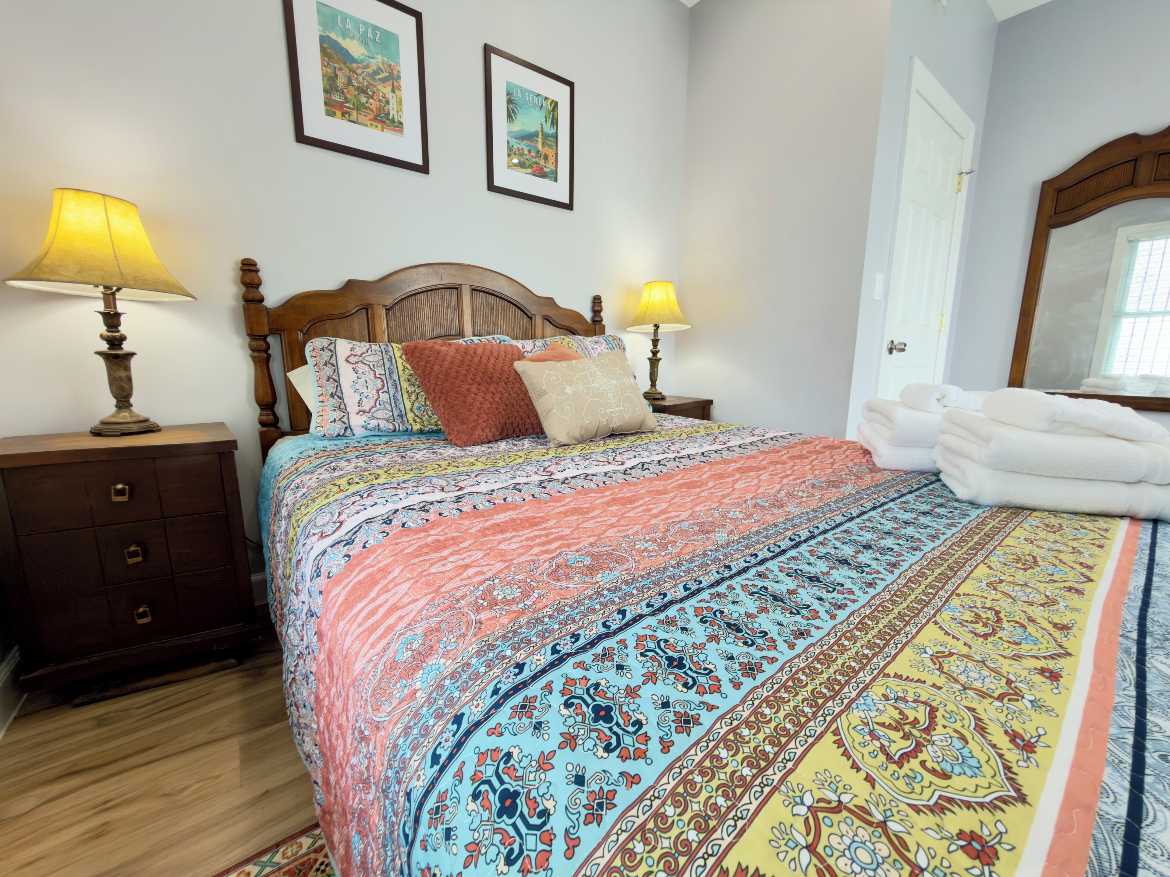 2 dormitorios, tabla de planchar con plancha, wifi y ropa de cama