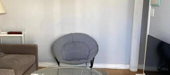 Comfortable 2-bedroom Apartment in Laval, 2 Parking Spaces, Optional Car Ren