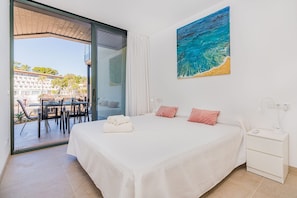Apartment | 3 bedrooms, iron/ironing board - Apartment 20 m From Cala Molins Beach (Pollença)