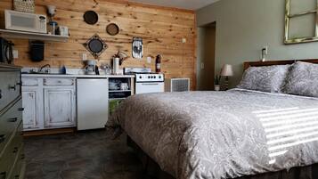 1 bedroom, WiFi (free), bed sheets