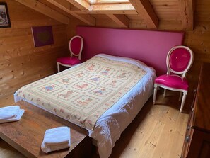 WiFi, bed sheets