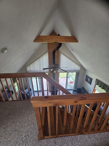 Bluff Point Hideaway Private & Cozy 2 Bedroom Cabin