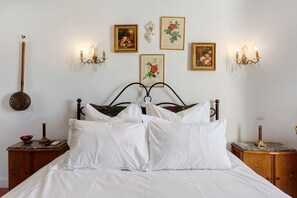 Unclassified image, 5 of 40, button - Bed and Breakfast 'Chambre 4' with Shared Pool, Wi-Fi and Air Conditioning (La Motte)