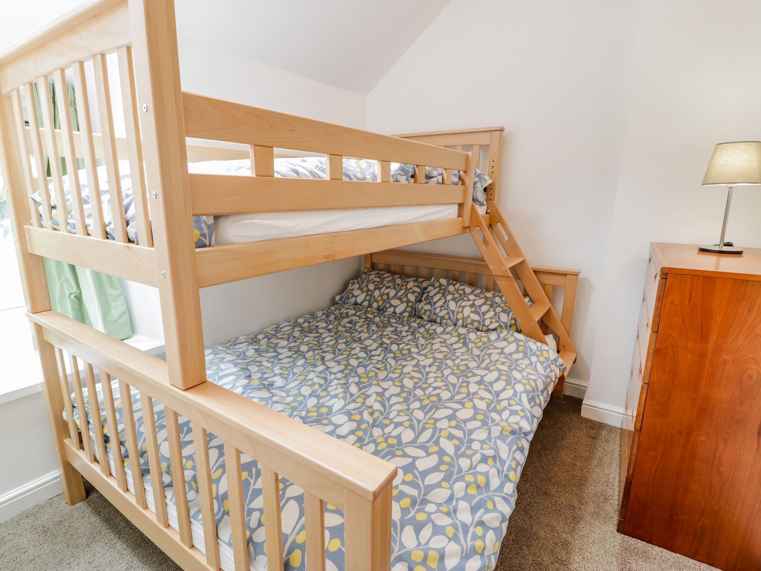2 bedrooms, WiFi (free), individually decorated, individually furnished