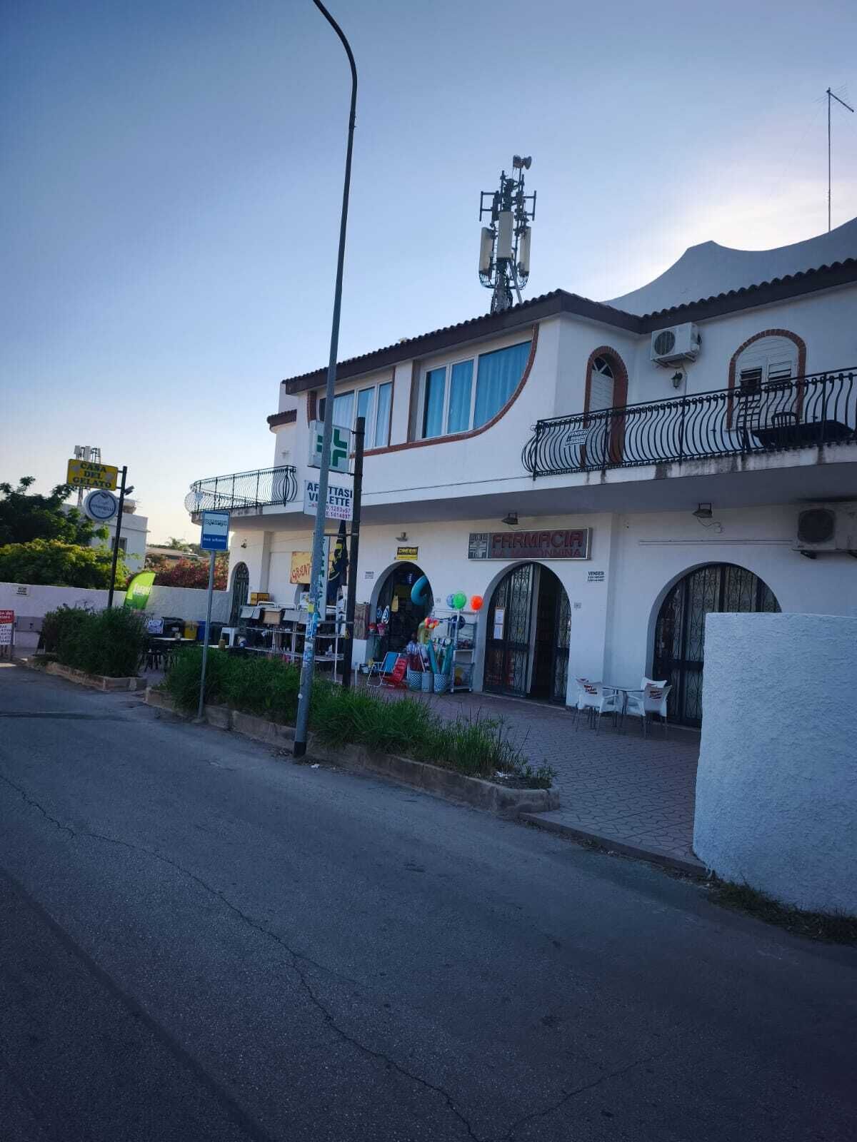 Esterni