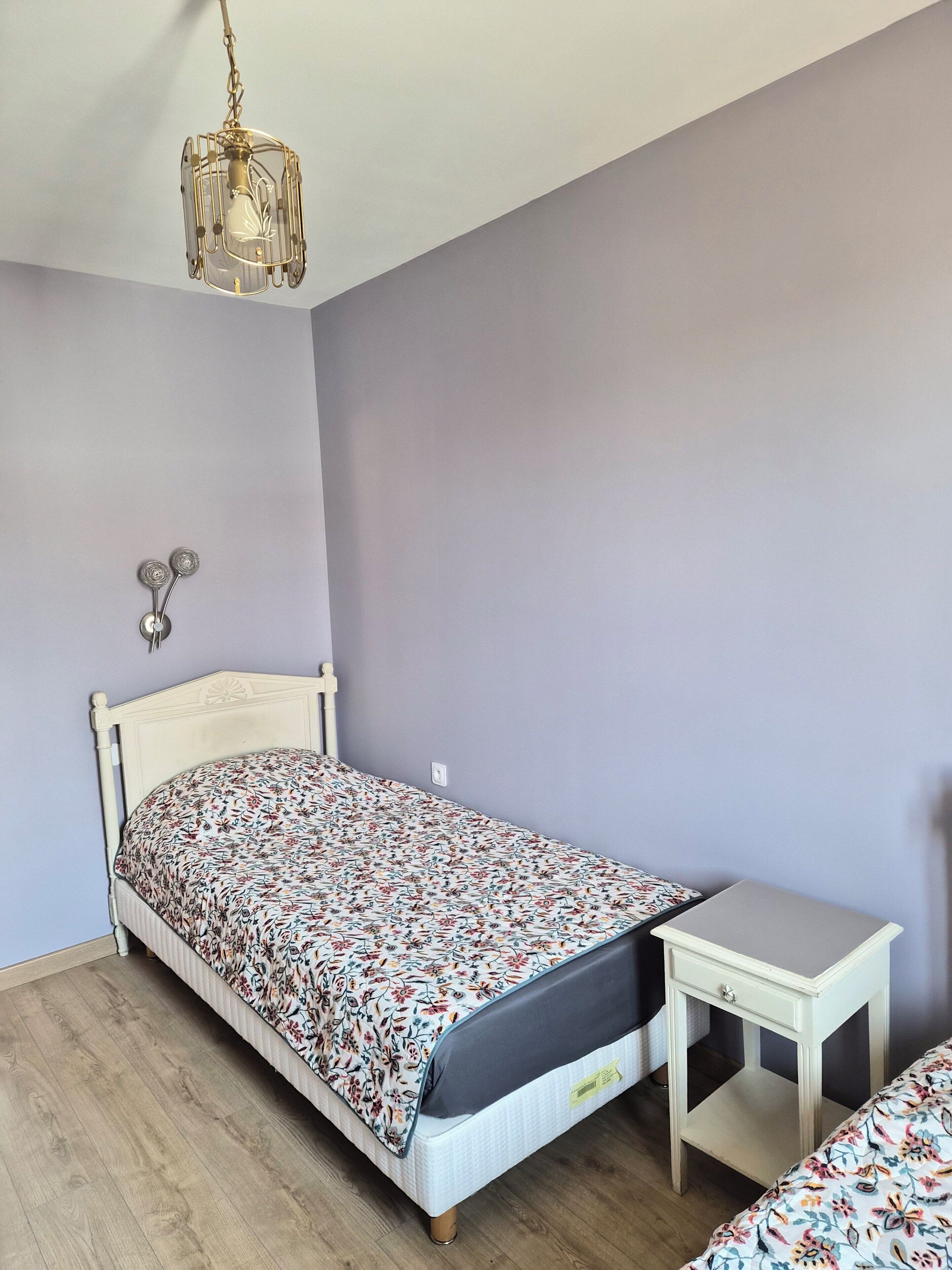 5 bedrooms, WiFi, bed sheets