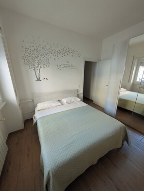 1 chambre, accès au Wi-Fi (inclus), literie fournie