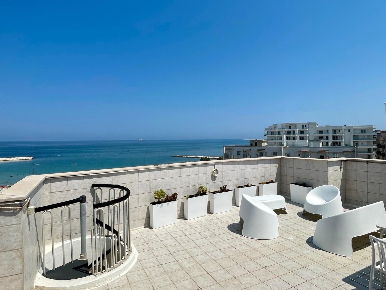 Comfort Apartment, Bay View | Terrace/patio