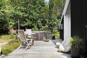 Outdoor dining - TV1745 Ålbæk - Musvågevej 51 (Lodskovvad)