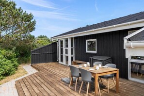 Outdoor dining - LN2072 Hjørring - Hvidesandevej 4 (Skallerup Klit)