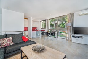 Chalet | Living room - Beachside Escape in Cala Molins (Pollença)