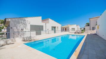 Chalet | Pool | Outdoor pool