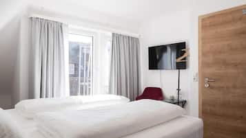 In-room safe, free WiFi