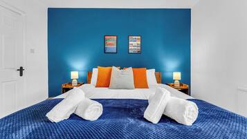3 bedrooms, WiFi (free), individually decorated, individually furnished