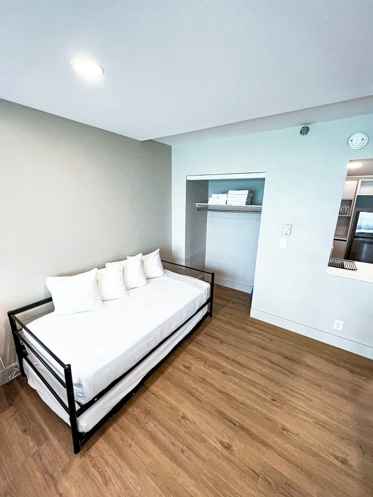 1 bedroom, iron/ironing board, travel cot, WiFi